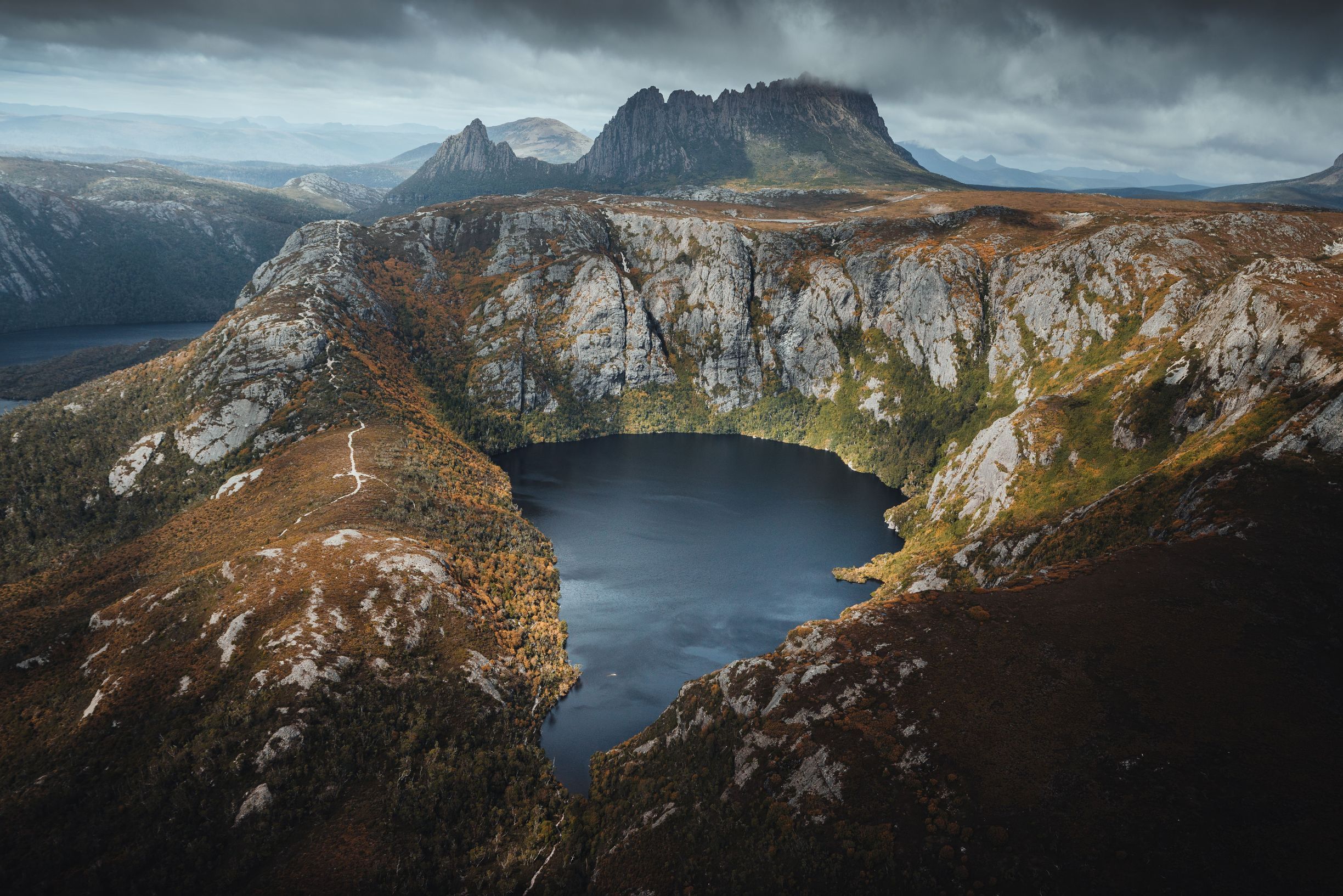 Crater Lake, Cradle Mountain